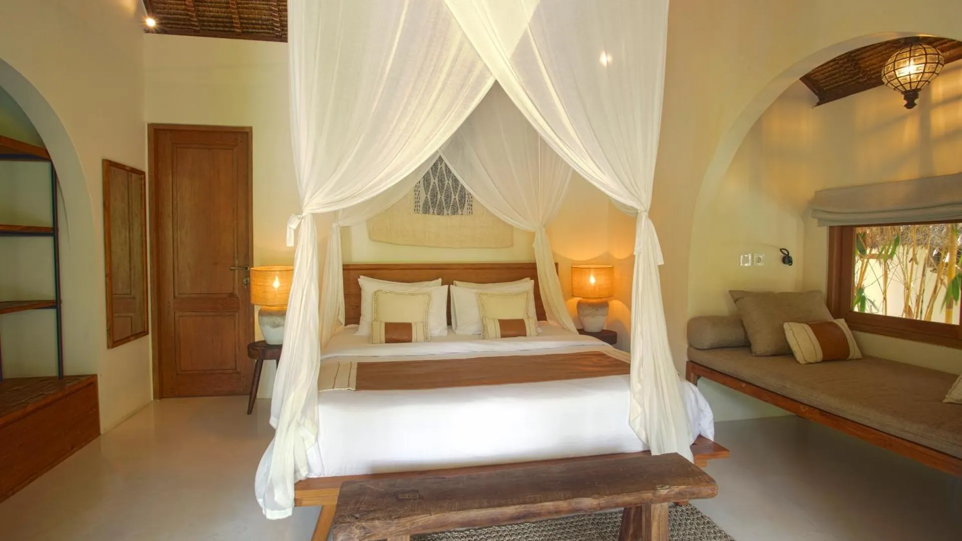 Отель Gypsea Bali Улувату Индонезия
