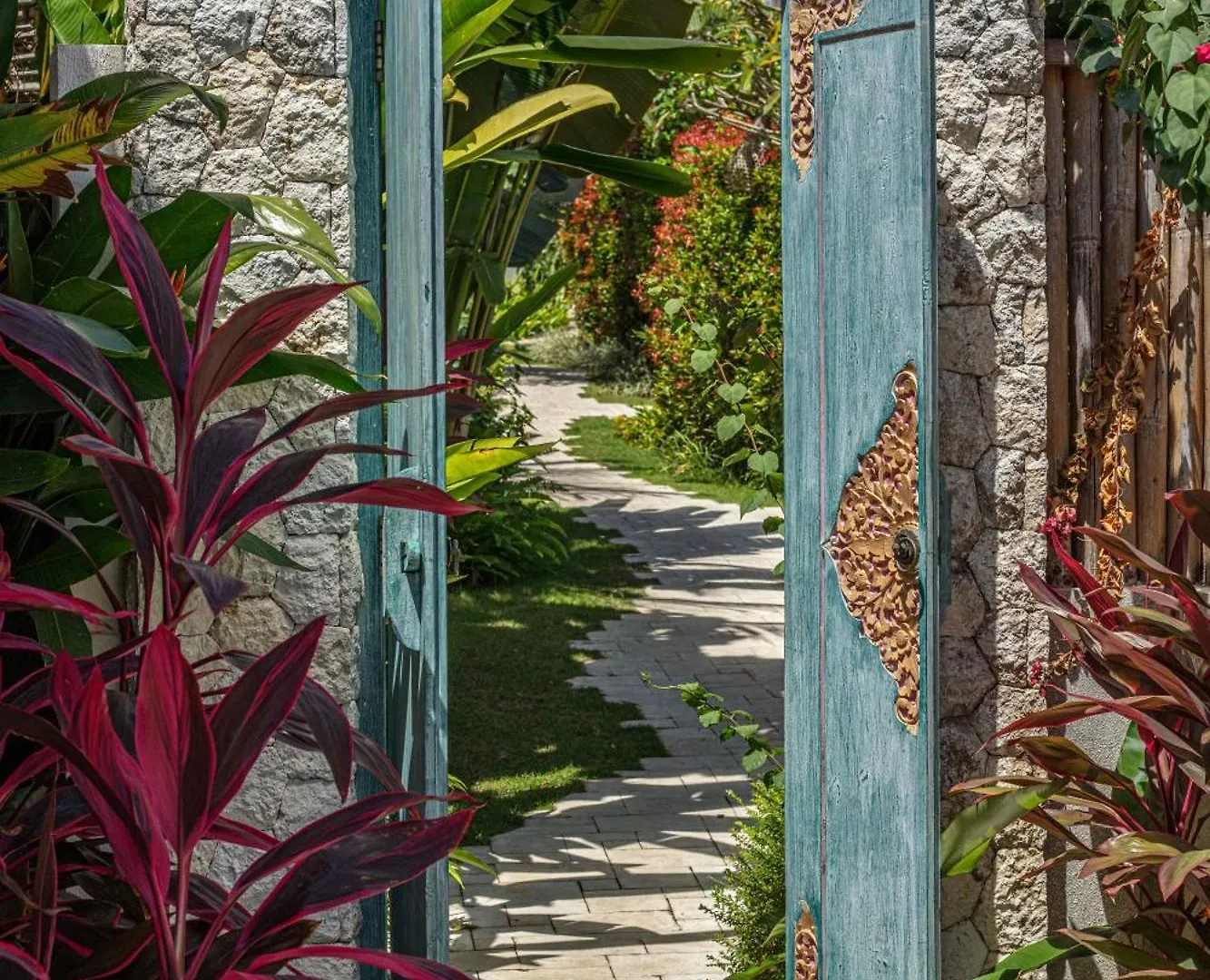 Gypsea Bali Hotel Uluwatu 0*,  Indonesië